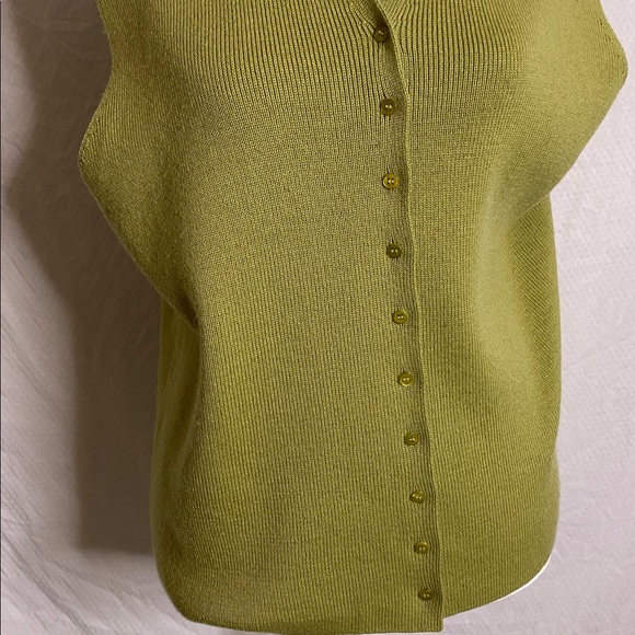 Eileen Fisher V-Neck Sweater Vest in Olive green merino wool xl button up - Picture 3 of 9